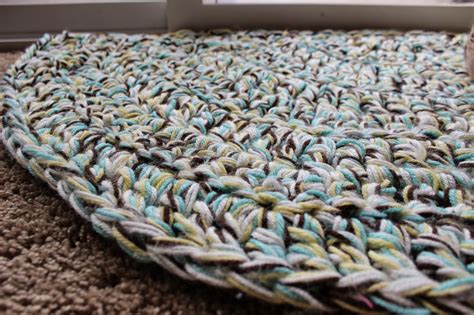 Chaleur Quick And Easy Half Circle Crochet Rug