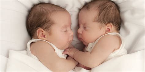 25 Most Beautiful And Cute Twins Baby Pictures