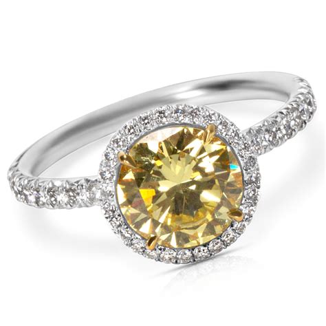 Platinum in jewelry is 90% to 95% pure, which brings out the beauty of diamonds set in platinum engagement rings. Top 9 Types of Engagement Rings 2020 | WP Diamonds