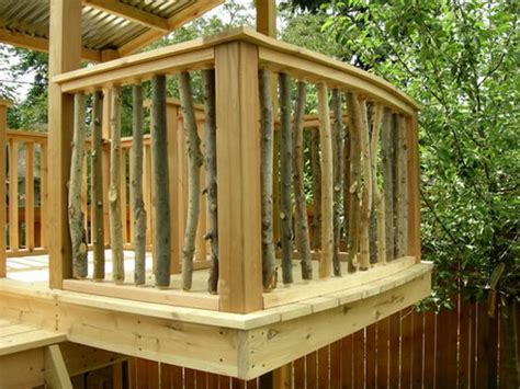 Safe from the burdens of in the following post, i have collected a few diy deck railing ideas to help you remodel. 32 DIY Deck Railing Ideas & Designs That Are Sure to Inspire You