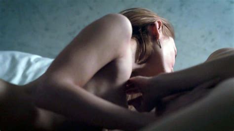 Anna Friel Nude In Lesbian Sex Scene From Gf Expirience Scandalpost