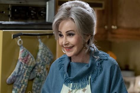 20366 Young Sheldon Hd Constance Tucker Annie Potts Rare Gallery Hd Wallpapers