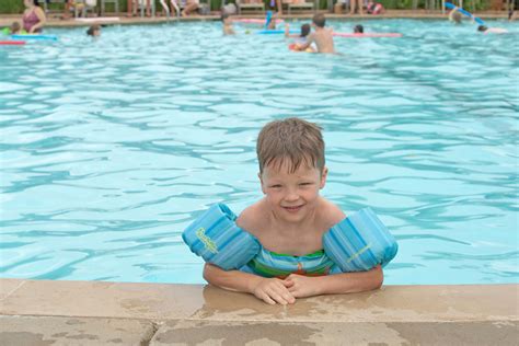Community Amenities — Harbor Bay at MacDill
