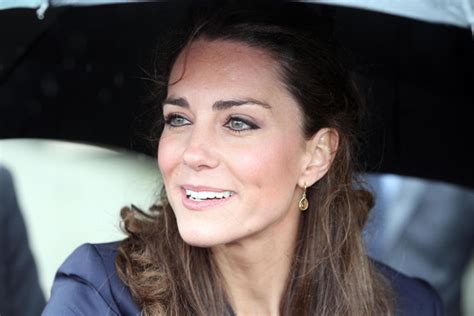 Kate middleton sat next to prince william during the wimbledon event. Kate Middleton Without Makeup