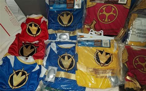 Power Rangers Costume Lot Of 15 Wild Force Delux Ninja Storm Red