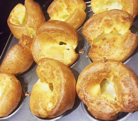 Yorkshire Pudding Recipe The Mini Mes And Me