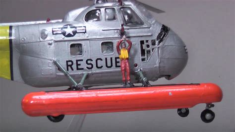 Revell 85 5331 148 H 19 Rescue Helicopter Plastic Model Kit