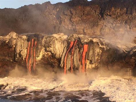 Kīlauea Lava Flow Continues Dramatic Ocean Entry Maui Now Hawaii News