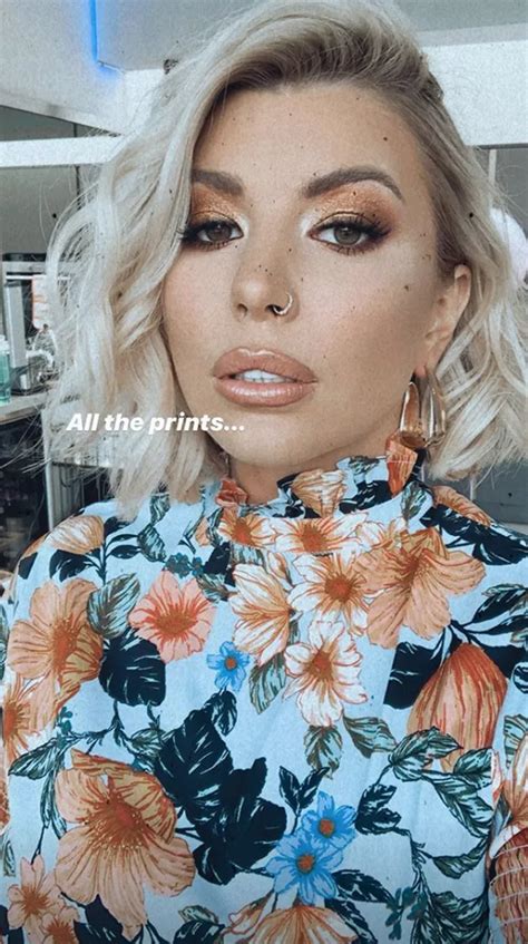 Olivia Buckland Announces Clothing Range With In The Style And Shares