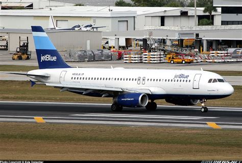 Airbus A320 232 Jetblue Airways Aviation Photo 0768811