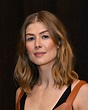 Rosamund Pike - "A Private War" Screening in London • CelebMafia