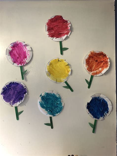 Painted Paper Plate Flower Art Activity For Toddlers And Infants