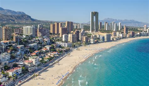 Las Mejores Playas De La Costa Blanca Civitatis Magazine Surf Inclusive Holidays Nerja