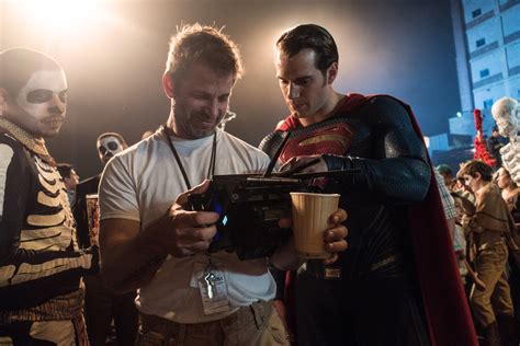 Justice League Zack Snyder Lâche Une Bombe Sur Un Héros Culte Coupé Du Film