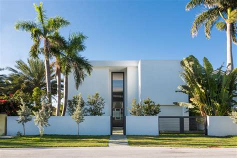 Modern Miami Home With Ocean View Strang Architecture Hgtv
