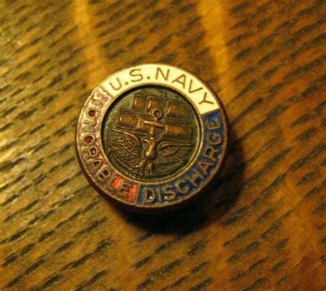 Usn Honorable Discharge Lapel Button Pin Vintage United States