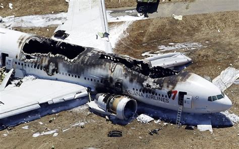 San Francisco Airport Asiana Airlines Boeing 777 Plane Crash Telegraph