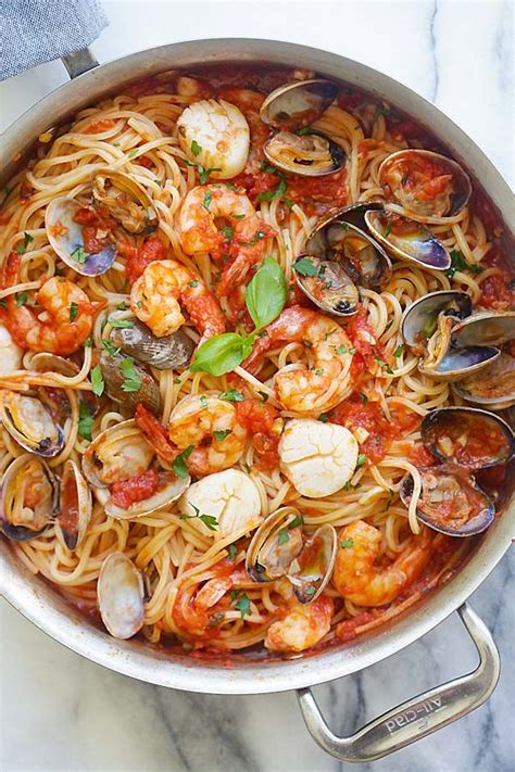 One Pot Seafood Pasta Easy Seafood Pasta Cooked In One Pot Quick And Delicious Dinner That
