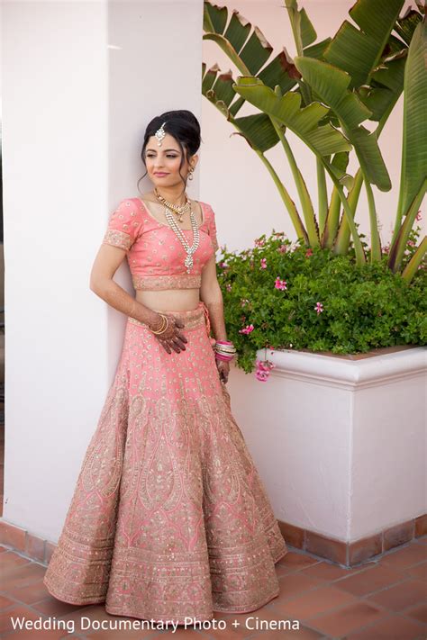 Maharani Wearing Her Peach And Gold Bridal Lengha Photo 85015