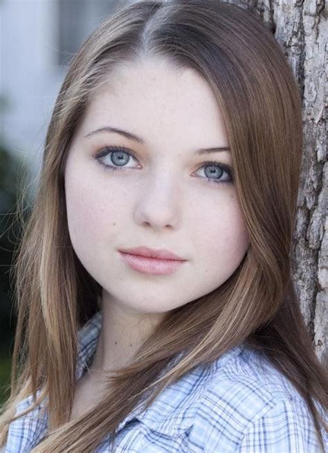 Pictures And Photos Of Sammi Hanratty Beautiful Girl Face Beauty Face Beautiful Eyes