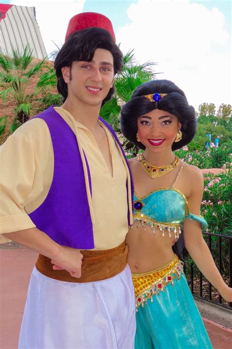 Aladdin And Jasmine Disney World Character Meet And Greet In Epcot 2012