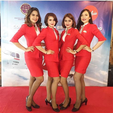 pramugari airasia indonesiaさんのinstagram写真・2018年8月2日 11 40 flight attendant cute cabins instagram