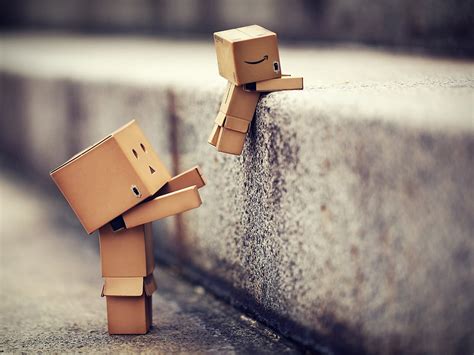 Cardboard Robot Danbo Hd Wallpaper Wallpaper Flare