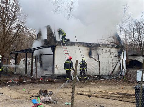 Leégett és teljesen lakhatatlanná vált egy családi ház Pilisen 24 hu