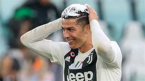 Juventus 2 1 Fiorentina Ronaldo Proud Of First Serie A Season As Juve