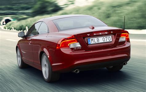 2010 Volvo C70 Convertible Preview