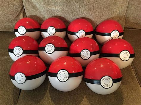 Pokeball Party Favor I Made These And On The Inside We Put A Pokémon