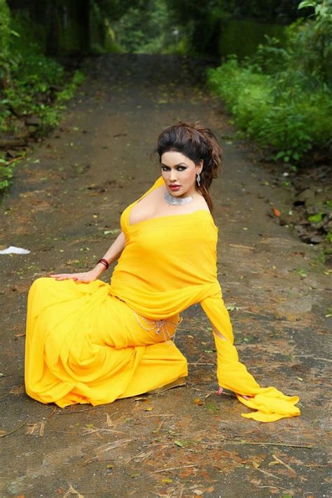 Poonam Jhawar Hot In Yellow Backless Blouse Saree Photos Indian Filmy