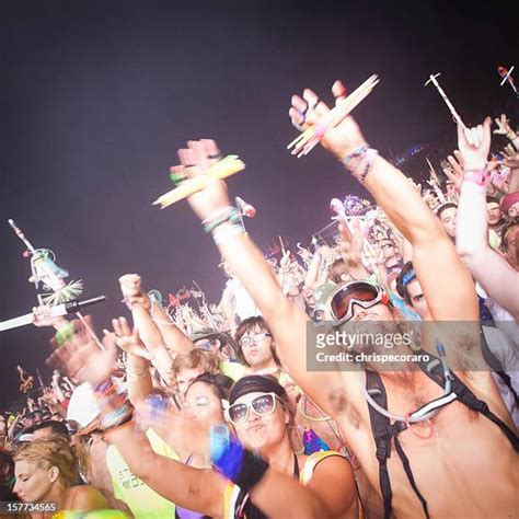 Glow Sticks Dance Photos And Premium High Res Pictures Getty Images