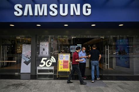Samsung Electronics Forecasts Profits Jump Despite Virus Mossel Bay