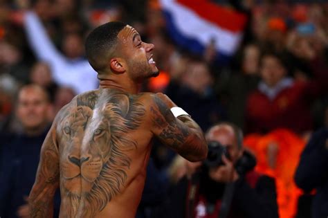 L'attaccante olandese è in scadenza a giugno e la scorsa estate era stato. Calciomercato Milan, gratis dalla Ligue 1 | Juve beffata