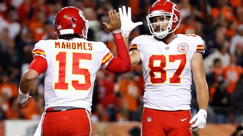 Easily the mvp, he became the second qb in nfl history after peyton manning (2013) to pass the patrick mahomes era begins this year in kansas city after the team traded alex smith to the redskins in the offseason. Mahomes: I owe Travis Kelce lunch after no-look miss