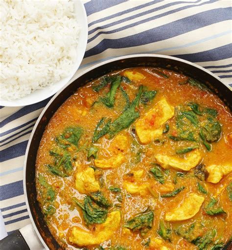 Jamie Oliver S Favourite Chicken Curry Recipe Homemade Curry Curry