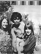 Jim Morrison, Anne (Jim's sister), Anne's baby, Pamela Courson | Jim ...