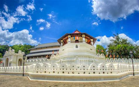 Temple Of The Tooth Kandy Kandy Sri Dalada Maligawa