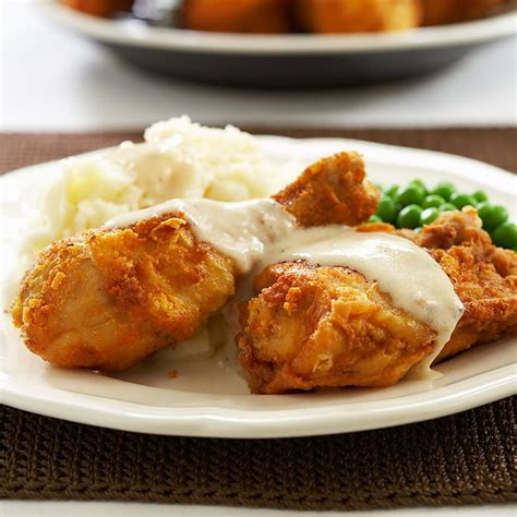 maryland fried chicken with cream gravy cook s country fried chicken recipes cream gravy