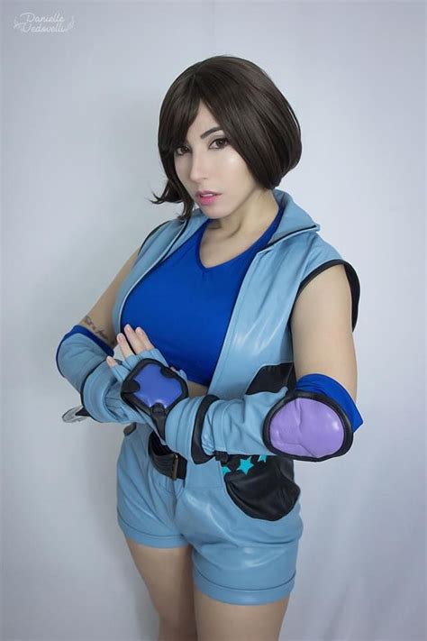 Tekken Asuka Kazama Cosplay By Danielle Vedovelli Tekken Asukakazama Cosplaygirl Costume