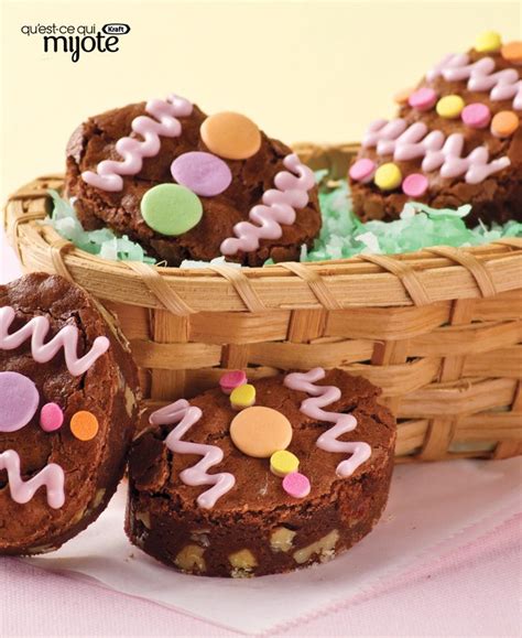 Easter is a great time for families to get together and celebrate. Carrés au chocolat BAKER's de Pâques | Recipe | Easter recipes, Kraft recipes, Easter dessert