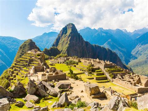 Of all the ancient seven wonders of the world, the great pyramid of giza is the one and only wonder that has survived to stand tall through thick. 7 New Wonders of the World | Travel Channel