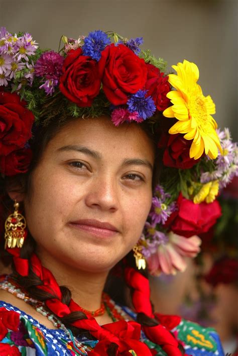 Indigenas Mexicanos Buscar Con Google Mexicana Hermosa Indigenas Mujeres