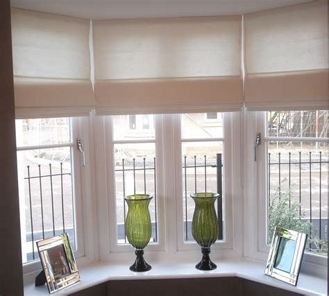 15 Best Roman Blinds On Bay Windows