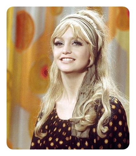 19 Layered Hairstyles From The 70s Hairstyles Street