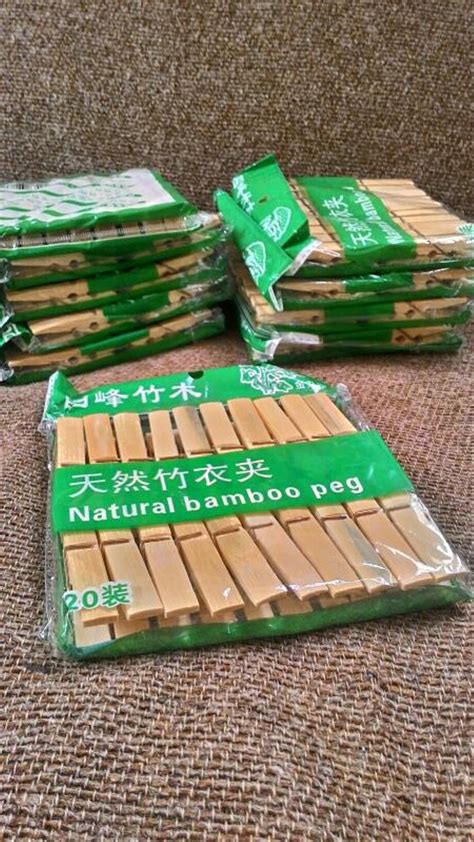 Berikut artikel lengkap mengenai kerajinan lampion dari bambu beserta gambarnya yang mudah anda ikuti! Jual Jepit Jemuran / Barang dari Kayu Bamboo / Bambu ...