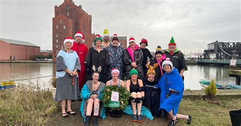 Open Water Swimmers Brave Freezing Temperatures For Annual Dip A Day