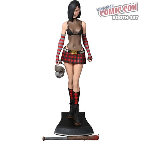 Collecting Toyz Cassie Hack Slashes Her Way To Nycc 2015 As An
