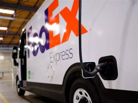 Fedex Receives First All Electric Delivery Vehicles From Brightdrop The Ev Report